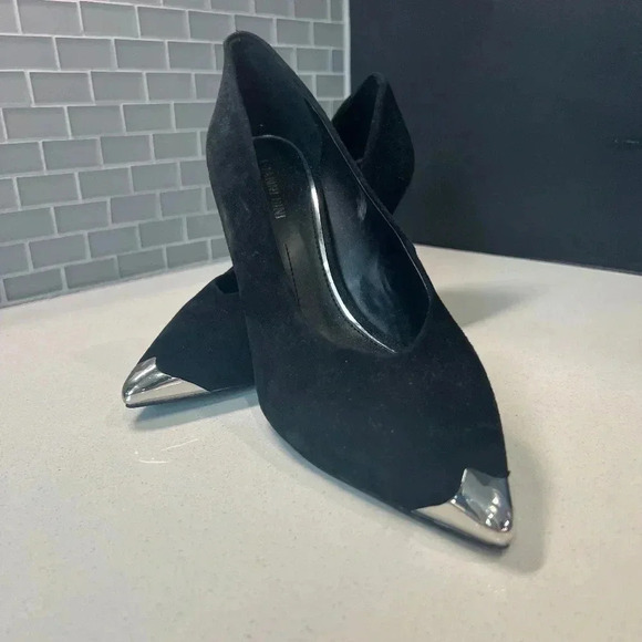 NEW black suede pumps with metal silver accents 4” heels size 10 brand Gianni Bi - Picture 1 of 8